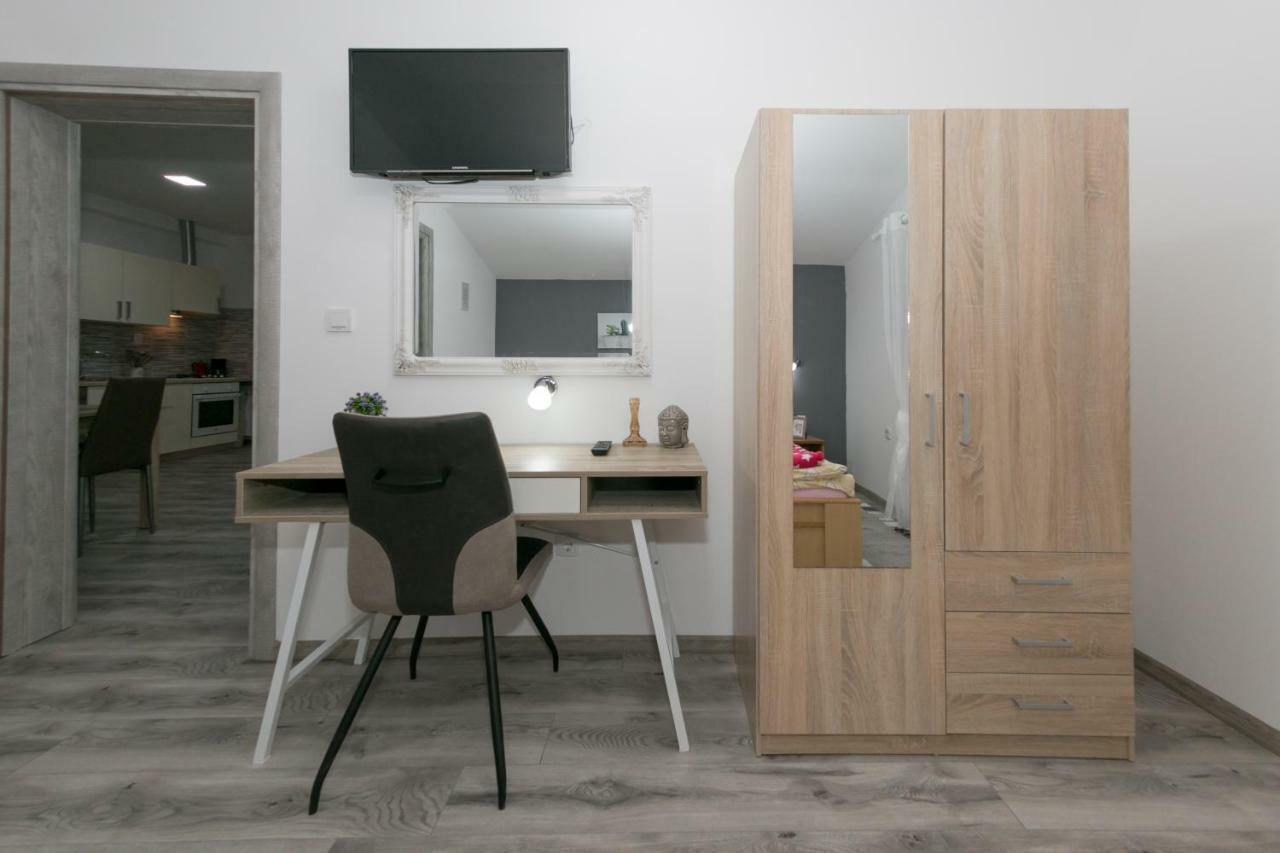 Apartman Dujmovic 1 Otočac Extérieur photo